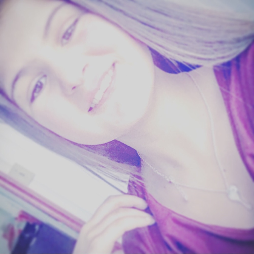 Meet your Posher, Isabelle